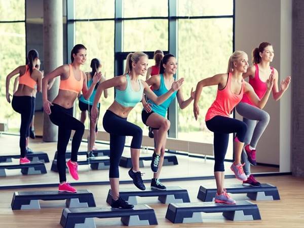 bài tập aerobic giảm mỡ bụng 2